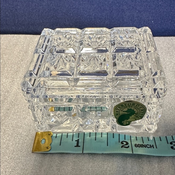 Waterford Society Enrollment Box - New In Box
Exclusive 2002 - Picture 5 of 12